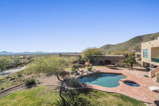 Foto del edificio - 11951 E Desert Trail Rd