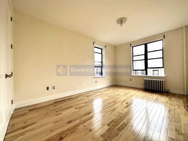 Foto del edificio - 286 Fort Washington Ave