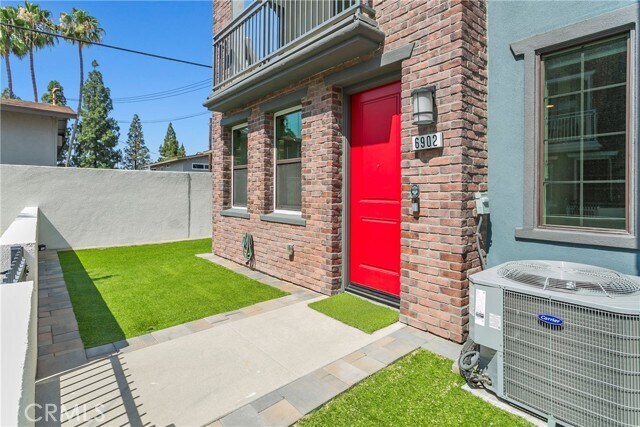 Foto del edificio - 6902 Sagebrush Cir