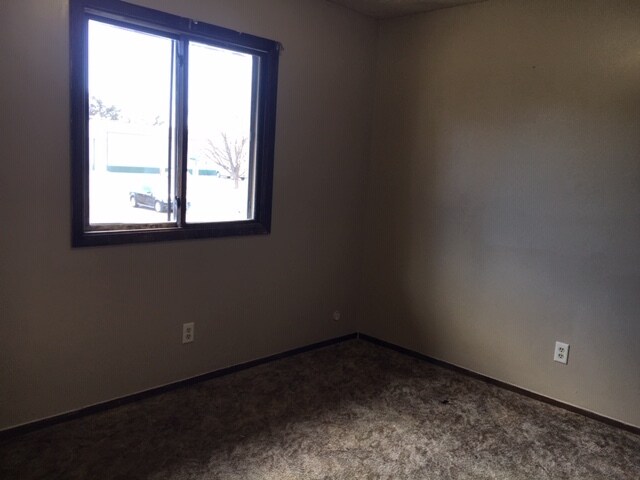 Building Photo - 211 N Grace Ave