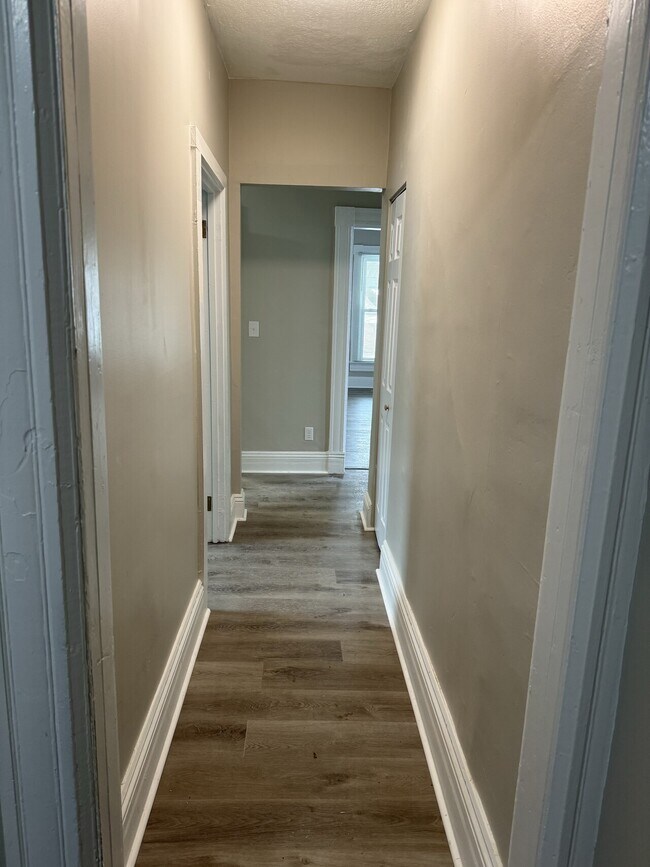 140 E St, Marion, OH 43302 Townhome Rentals in Marion OH