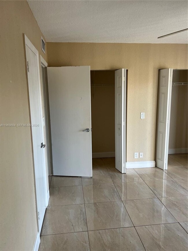 Building Photo - 6289 Lear Dr