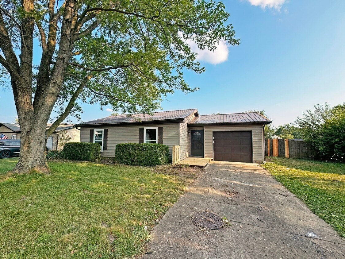 Primary Photo - 2599 Millrace Dr