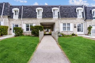 Building Photo - 3515 Havenwood Dr