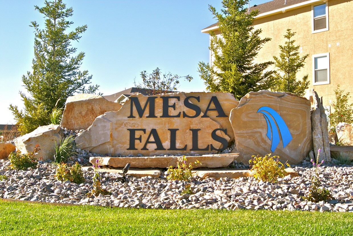 Mesa Falls Apartments Apartments at 940 S 5th W Rexburg, ID