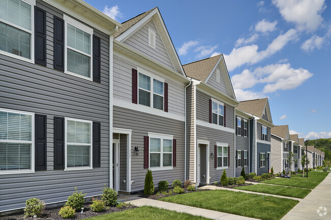 Building Photo - West Wind Townhomes