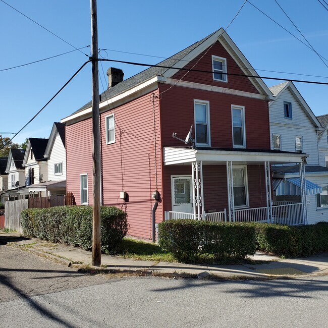 Building Photo - 1134 Trost Ave
