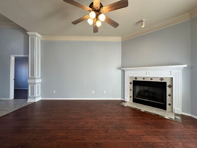 Building Photo - * Move-In Special * Gorgeous Brick Home fo...