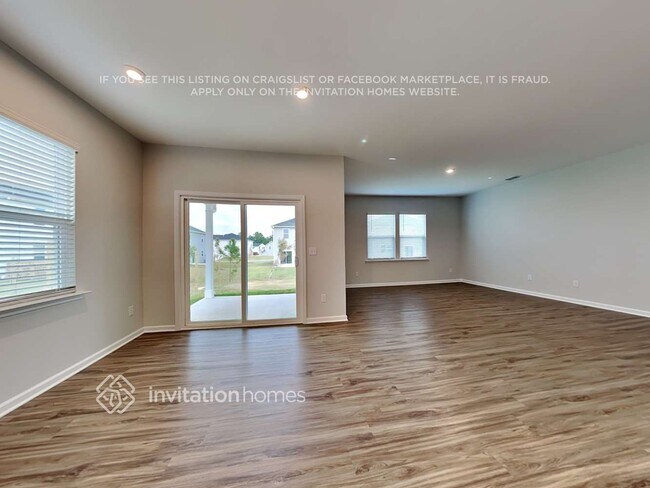 Building Photo - 4074 Ferris Ln