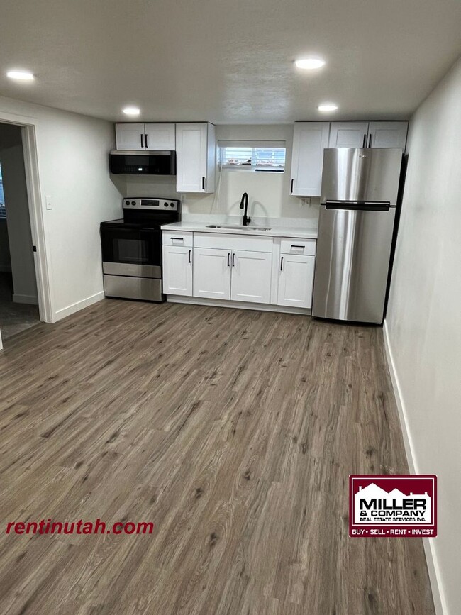 Building Photo - Beautifully Remodeled Mother-in-law Apt. i...