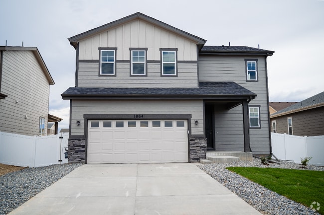 Building Photo - 1864 Ruddlesway Dr