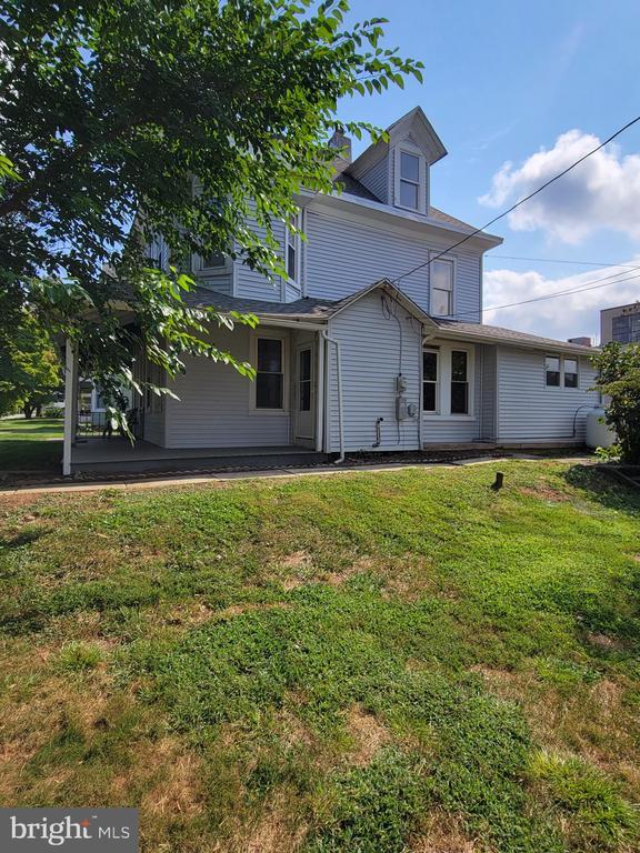 Building Photo - 301 Brower Ave