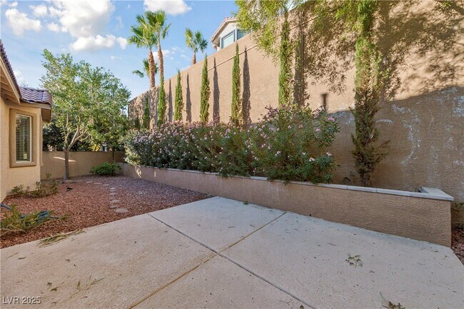 Foto del edificio - 425 Ralph Mosa St