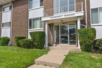 Building Photo - 120 N Prospect Rd