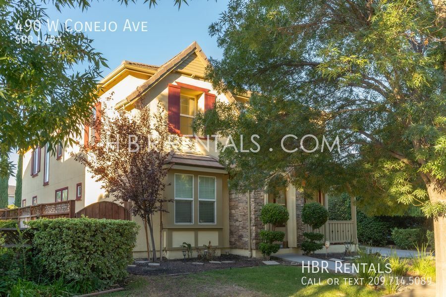 Exclusive Five Bedroom with SWIMMING POOL House for Rent in