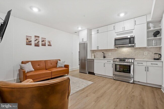 Foto del edificio - 256 15th St SE