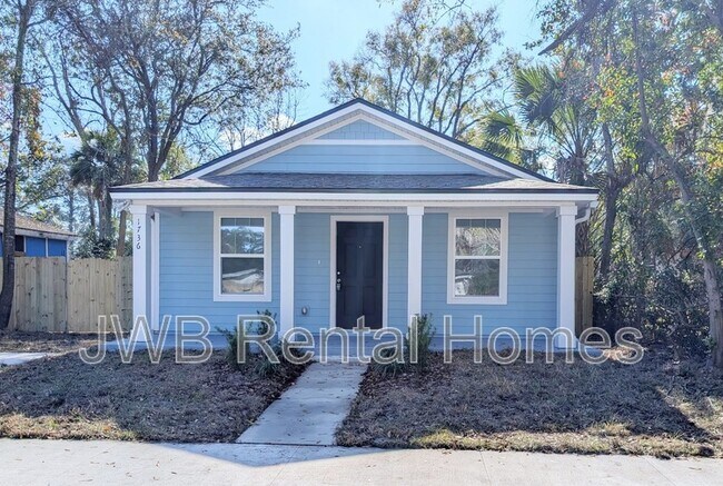 Foto del edificio - 1736 W 30th St