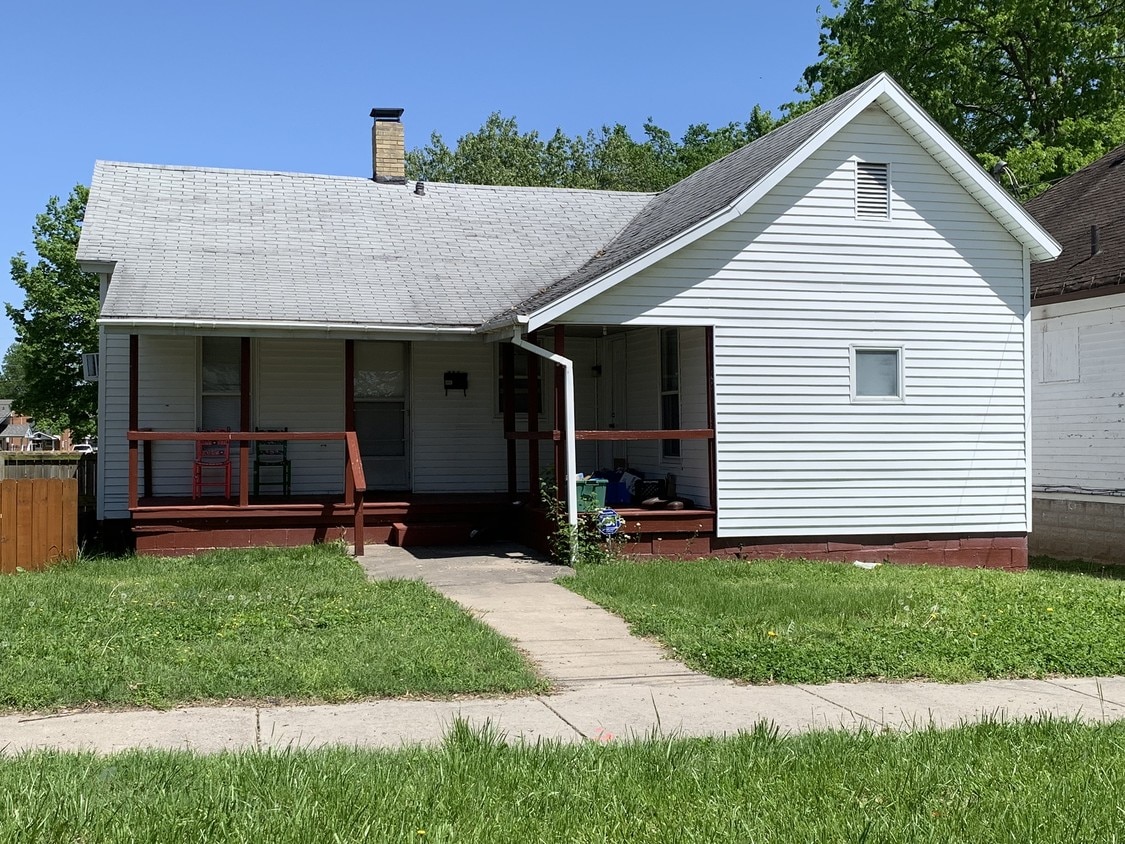 411 S Washington St, Carbondale, IL 62901 House Rental in Carbondale