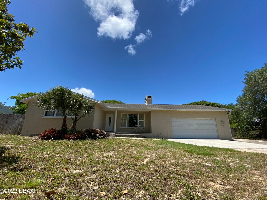 Primary Photo - 74 Wye Dr