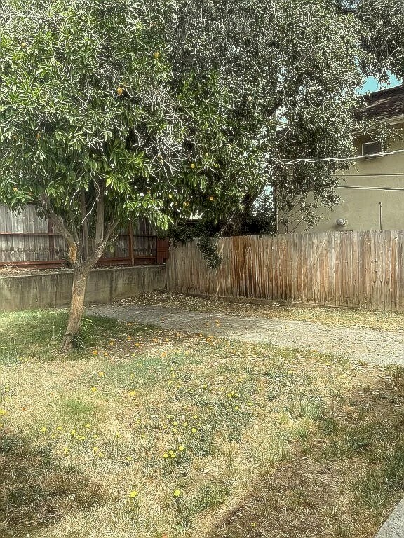 Building Photo - 3519 Hazelwood St