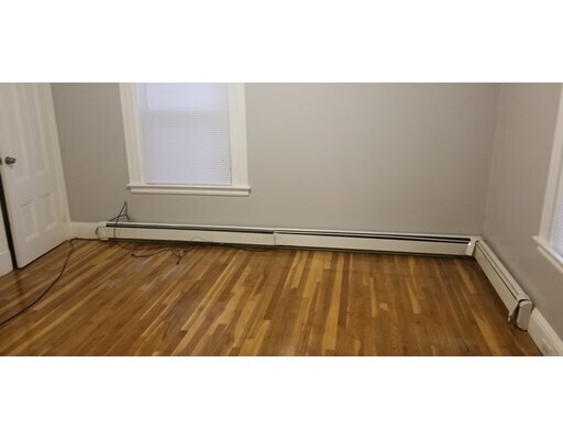 Foto del edificio - 163 Eliot St