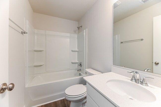 Building Photo - 264 Parkwood Vista Way