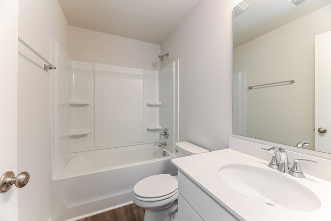 Foto del edificio - Spacious 4 Bedroom Home in Cane Bay