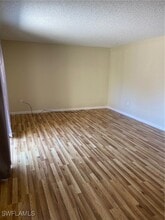 Building Photo - 5239 Cedarbend Dr