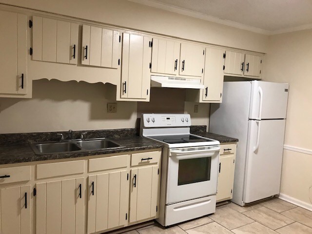 Foto del edificio - 226 N Mock Rd