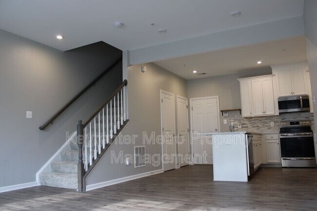 Building Photo - 3702 Richmond Run