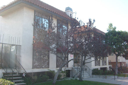 Primary Photo - 1030 Western Ave