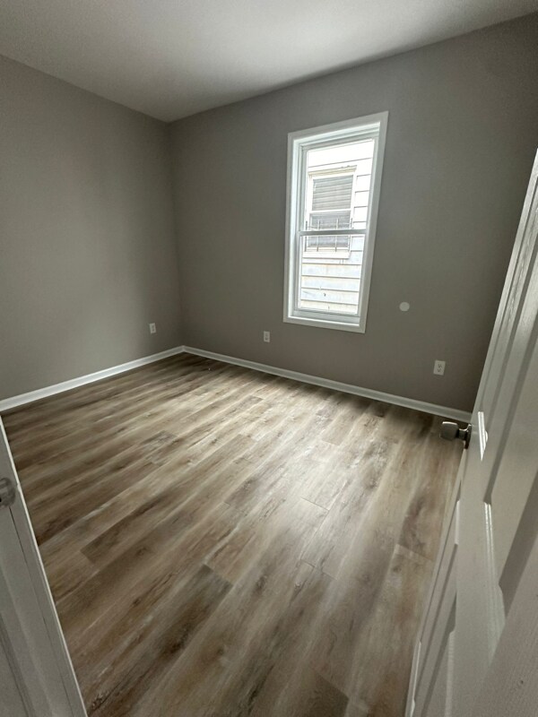 Building Photo - 25 Linden Ave