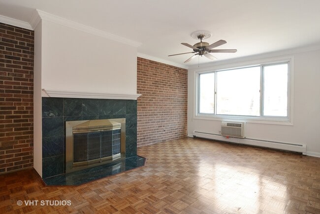 Building Photo - 644 W Arlington Pl