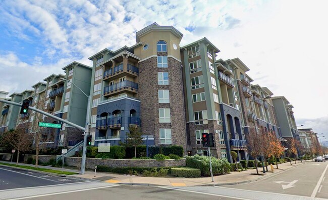 Foto del edificio - 5501 DeMarcus Blvd