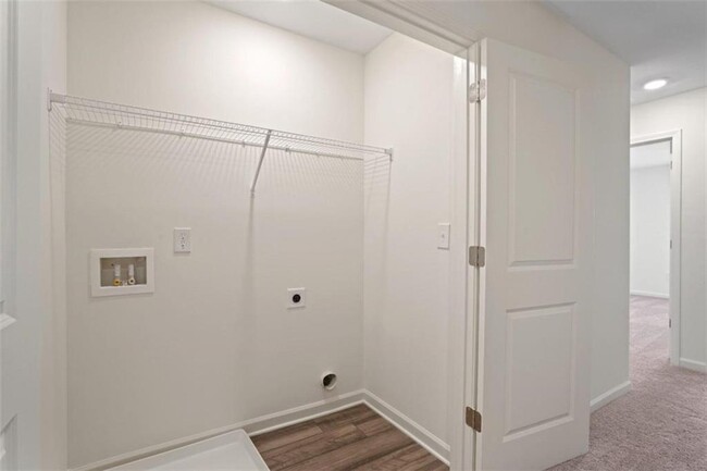Building Photo - 541 Magnolia Cir