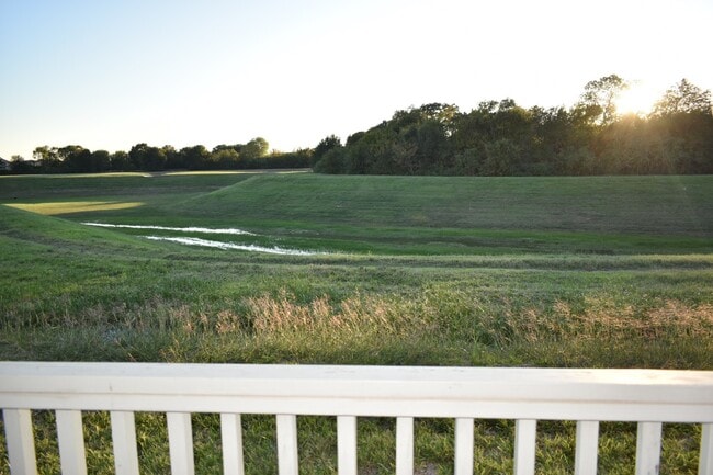 Foto del edificio - 3526 Lily Ranch Dr