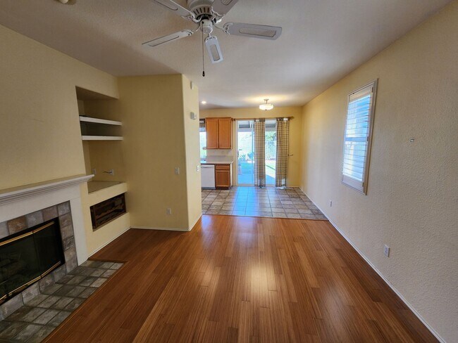 Building Photo - Scripps Ranch View Lot - 4 Bedroom 2.5 Bat...