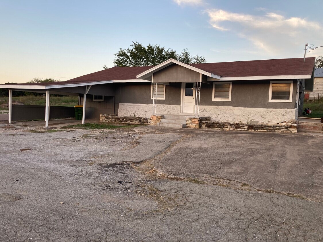 Foto principal - 803 2nd St