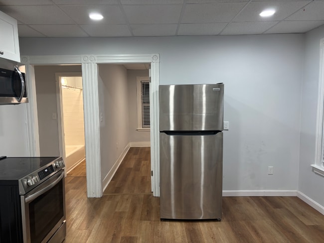 Photo - 29 Maple St Apartment