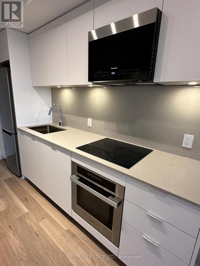 Building Photo - 9 Clegg Rd