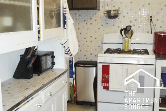 Foto del edificio - 3709 N Hoyne Ave