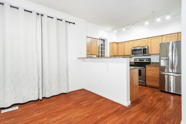 Photo - 23120 SE Black Nugget Rd Townhome