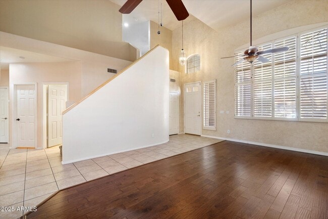 Building Photo - 4823 E Barwick Dr