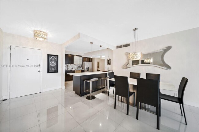 Foto del edificio - 2500 Parkview Dr
