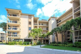 Building Photo - 2491 NE Ocean Blvd