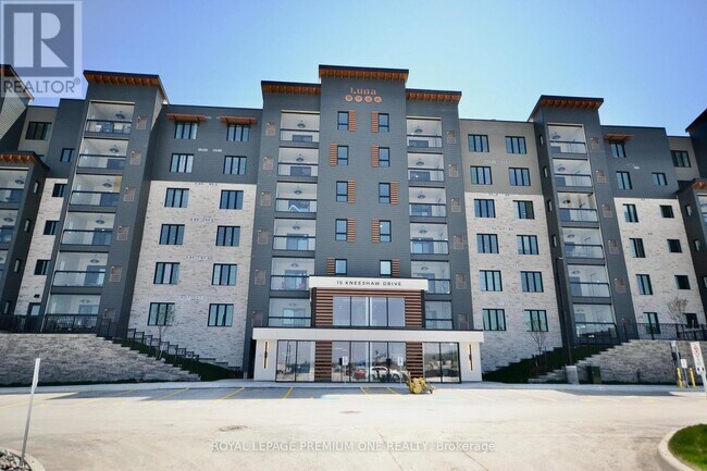 Building Photo - 15-115 Kneeshaw Dr