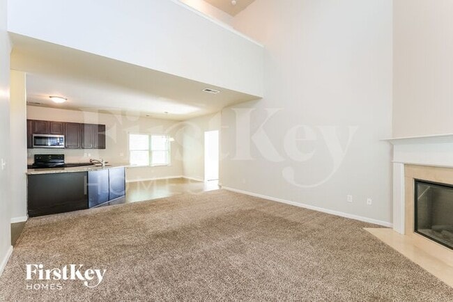 Building Photo - 166 Magnaview Dr