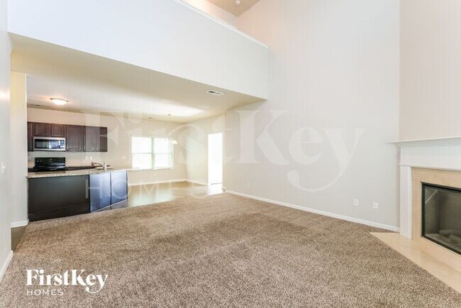 Foto del edificio - 166 Magnaview Dr