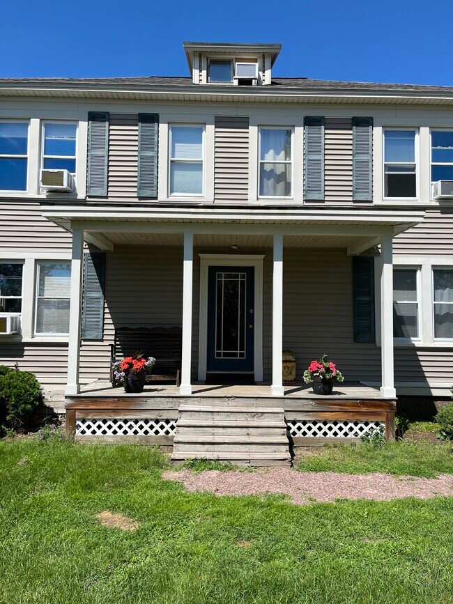 Entrada principal - 424 Creek Farm Road