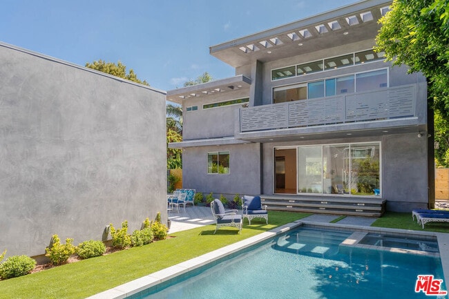 Building Photo - 959 N Vista St